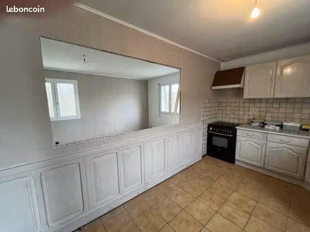 maison à louer quatre chambres 110 m² montceau-les-mines