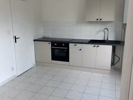 maison mitoyenne à louer à la saule