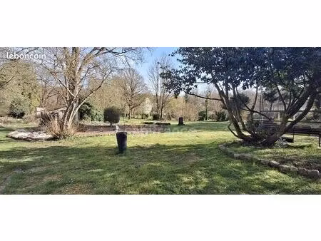 maison 8 pièces 135 m²