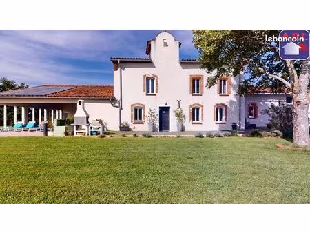 ferme 9 pièces 300 m²