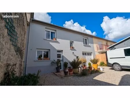 maison 5 pièces 106 m²