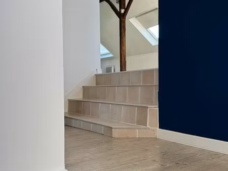 appartement 4 pièces · 83 m² · dernier étage · terrasse · cave · reims moissons