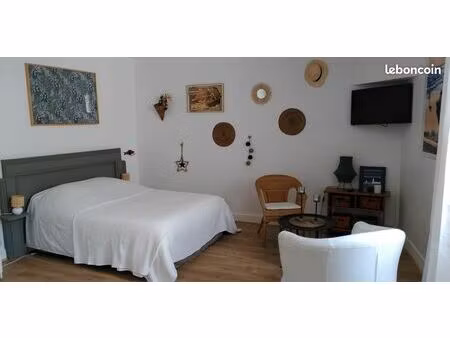 grand studio de 27 m²