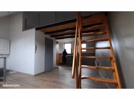 location t1 avec mezzanine