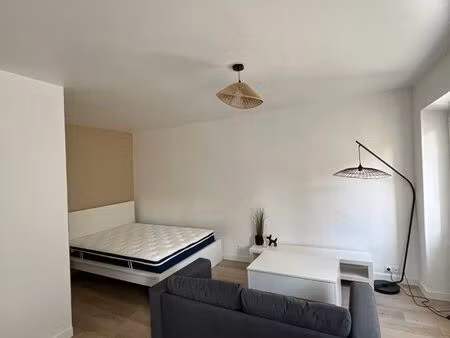 studio meublé 26m2 - refait à neuf - rue abbé de l’épée