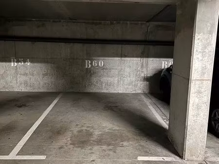 loue place de parking