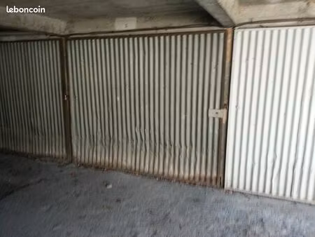 garage chemin amouroux