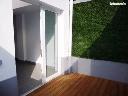 rénovée 78m2 - 3 ch - métro croix mairie