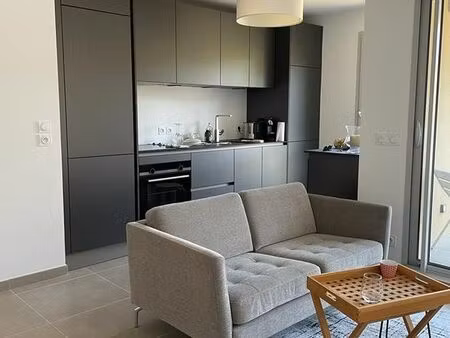 loue t2 neuf meublé avec raffinement - aix-puyricard -