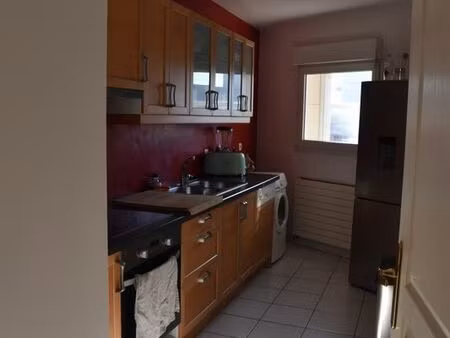 particulier loue t2-la madeleine romarin-55m2