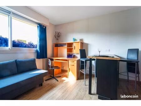 studio meublé 26m2 avec parking