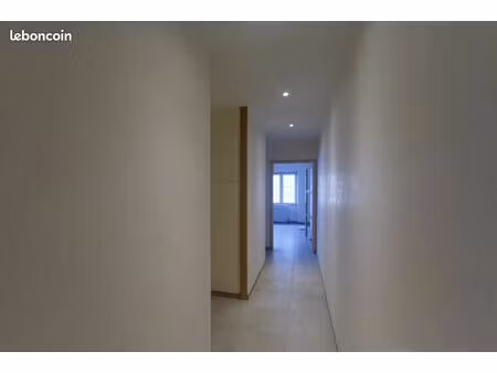 t3 récent centre ville plouay. lumineux&calme