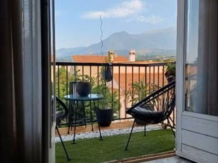 appartement t3 lumineux avec vue canigou - parking privé  cave  garage - rénové en 2024