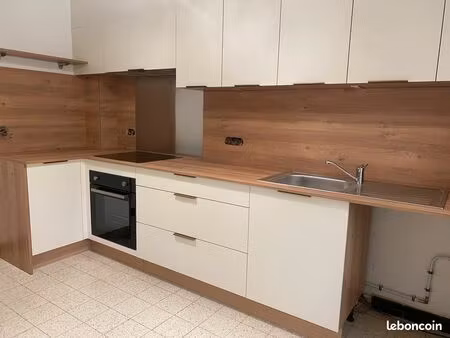 maison 85m² 3chambres  cave  jardin  parking