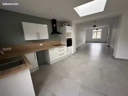 maison rénovée – 3 chambres – centre-ville caudry