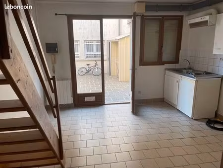 immeuble de rapport – 28 824 de loyers / an – 4 appartements + garage – reims