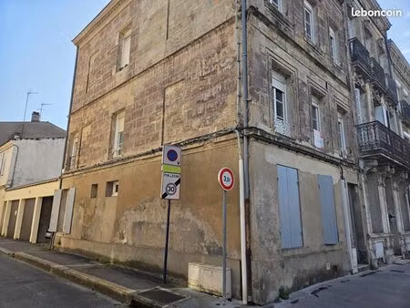 immeuble 8 pièces 148 m²