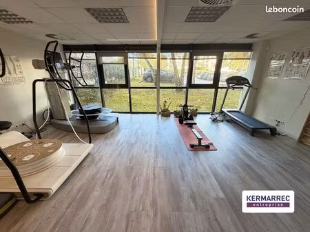 bureaux 90 m² vannes