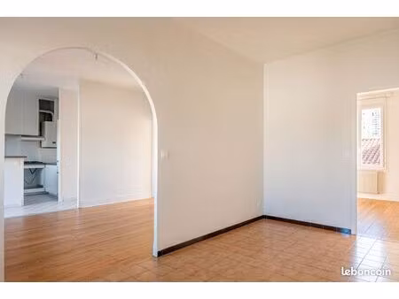 location t4 86 m² saint-cyprien toulouse