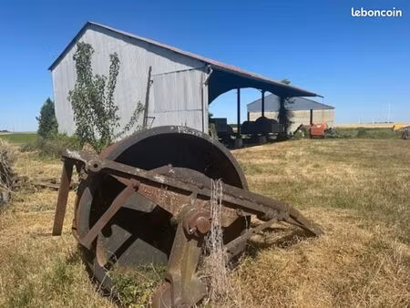 terrain 1 355 m² moutiers