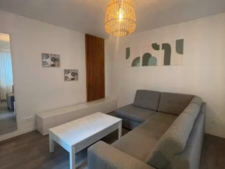 location appartement duplex avec terrasse secteur sainte clotilde tilde