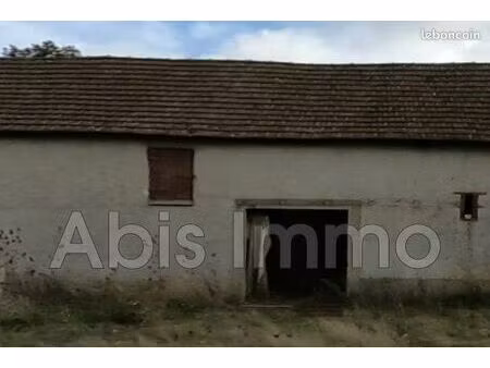 grange 90 m² soulaires