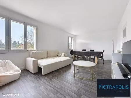appartement 4 pièces 90 m²