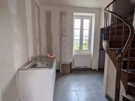 loue maison de ville