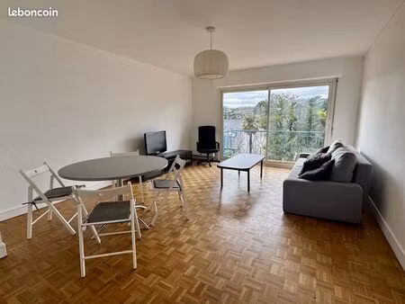 vue mer – dernier étage – appartement traversant très lumineux – 84 m² – villès martin / s