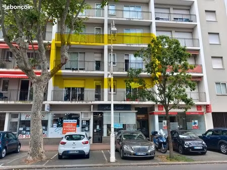 t3 av ch de gaulle à arcachon