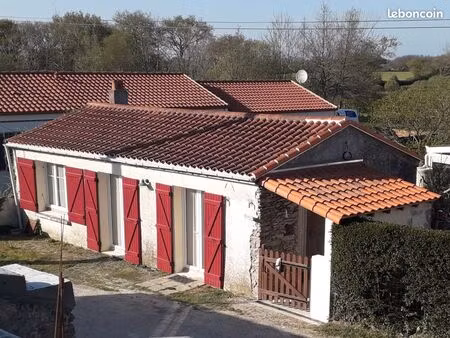 location maison en village