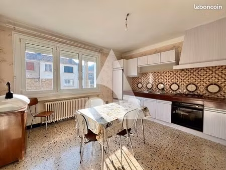 maison 7 pièces 120 m²