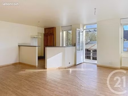 maison 3 pièces 77 m²