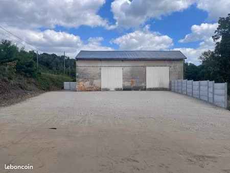 hangar entrepôt garage 250m2