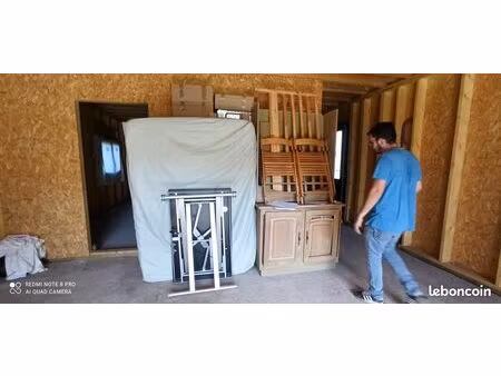 location espace garde meubles co-stockage entrepôt box