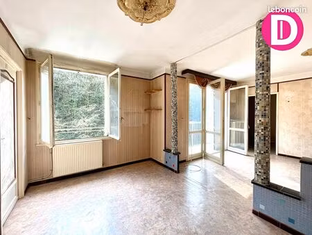 appartement 5 pièces 83 m²