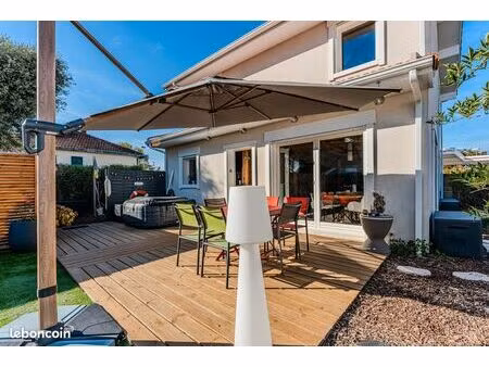 maison bois / cabane à l’aiguillon