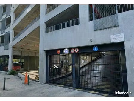 parking belle rose terres neuves