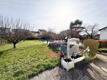 maison 5 pièces 126 m²