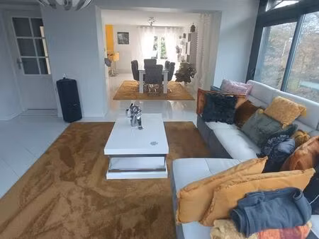 maison 160 m² – 5 chambres – pièce de vie 60 m² – jardin arboré 350 m² sans vis-à-vis – to