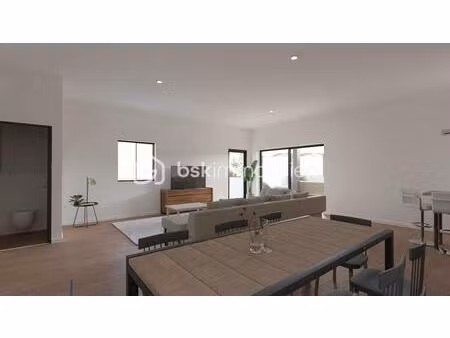 opportunité rare : immeuble à fort potentiel – cœur de saint-paul-trois-châteaux - emplace