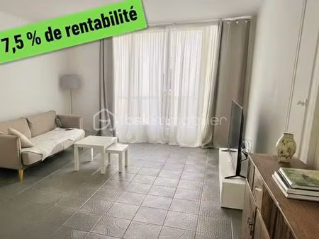 rentabilite 7 5 % - locataires serieux - au coeur du centre ville