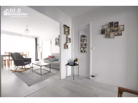 78690 les essarts le roi agréable appartement 5 pièces de