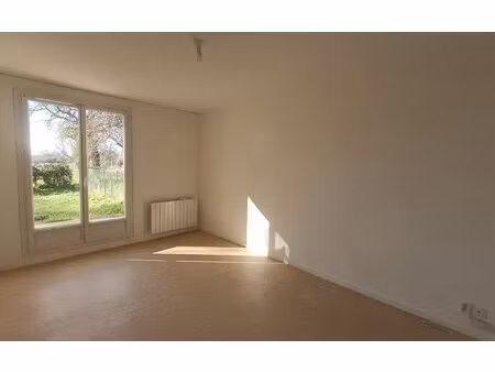location maison  62 m² t-3 à aillant-sur-milleron  615 €