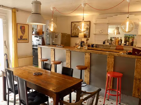 maison chatel guyon 5 pièce(s) 109.4 m2