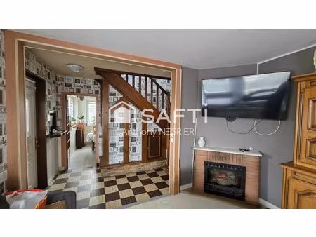 vente maison 6 pièces 95 m² à flers (61100)  140 000 €