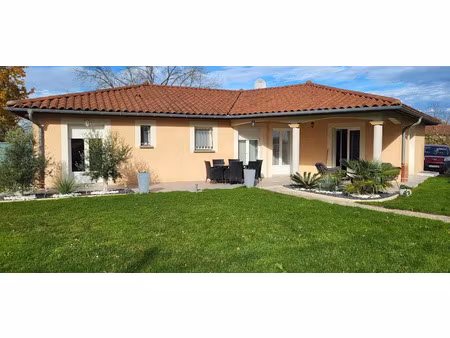 vente maison 5 pièces 140 m² à replonges (01750)  299 000 €