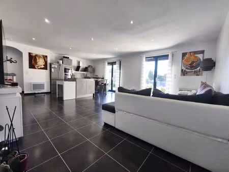 vente maison 4 pièces 85 m² quarante (34310)