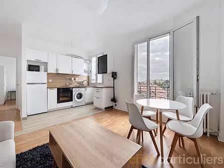 location meublée d'un t2 refait à neuf  première location.