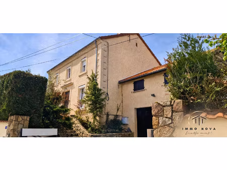 grande maison + studio indépendant + dépendances + garage +